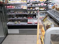 -全家便利店(宜山路站店)