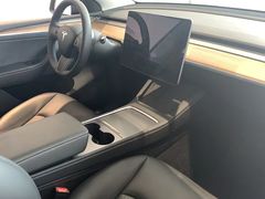 -TESLA 特斯拉(广州天环广场体验店)