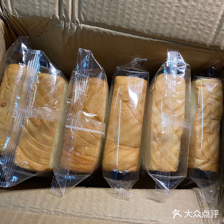 和板砖一样厚的吐司🍞据说是爸爸糖平替