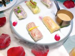 漫步花开彩虹卷-蜜桃花开·中西融合菜E&W(南长街店)