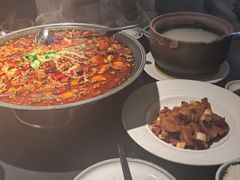 -麻六记(凤凰汇店)