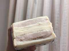 -沁屋面包店(人民东路店)