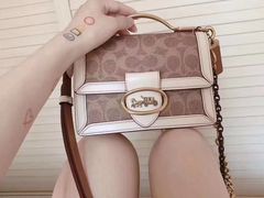 -COACH蔻驰(德基广场店)