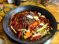 -扎起市井老火锅(乐山总店)