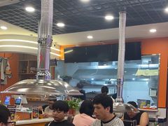 -哈尔滨小酒馆·鲜肉现穿自助烧烤(康新花园店)