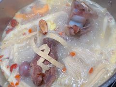 -三人行骨头王火锅(长寿店)