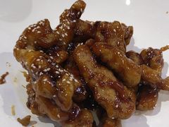 -桃子餐厅·天津菜(王顶堤总店)