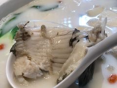 -泉畔人家·老济南经典鲁菜(大明湖店)