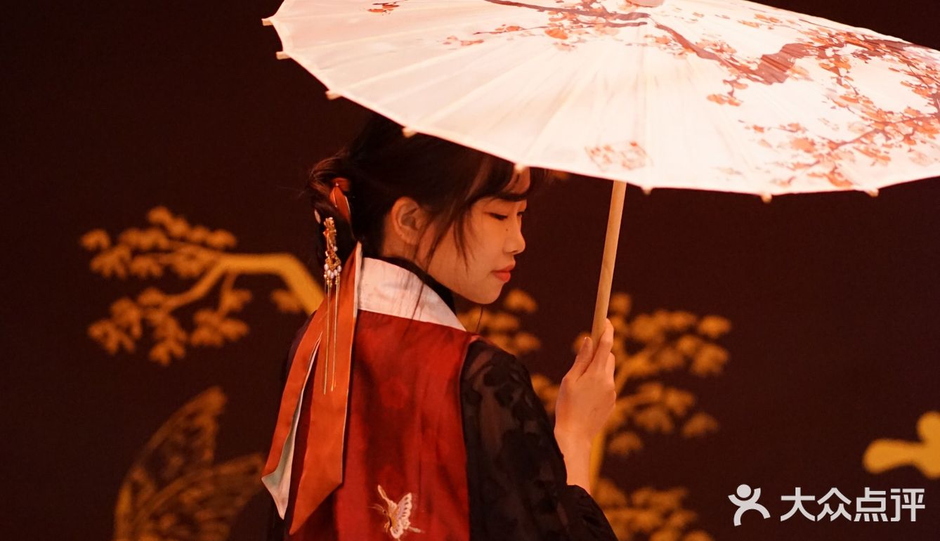 【魔都看展】国风新风尚[加油]快来这个赋予国乐新血液的网红打卡地