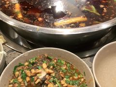 -肖肖酸萝卜鱼火锅(总店)