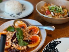 -Kub Kao Kub Pla (Terminal21)