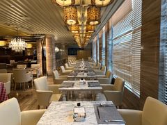 靠窗位-北京王府井希尔顿酒店·万斯阁西餐厅