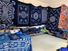 -璞真扎染博物馆