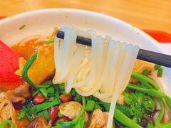 -螺小胖柳州螺蛳粉(钟楼总店)