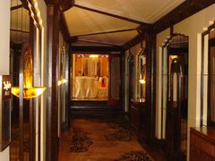 八楼拉利克长廊-上海和平饭店 Fairmont Peace Hotel