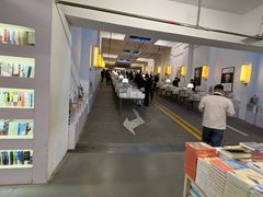 -先锋书店(五台山总店)