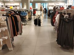 -H&M(鹏欣水游城店)