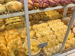 -焙丽拾光(麦凯乐直营店)