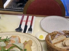-弗兰克牛排西餐厅 Galla R By Ribone(上海首店)