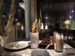 -穹六人间 people 6(岳阳路店)