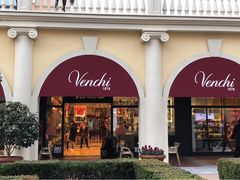 门面-VENCHI 闻绮(上海佛罗伦萨小镇店)