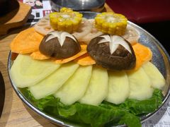 -青瓦炭韩潮烤肉(花园道店)
