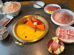 -小天鹅火锅·一线江景洪鼎旗舰店(洪崖洞店)