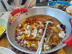 -渝信川菜 · 川味家常菜(财富购物中心店)