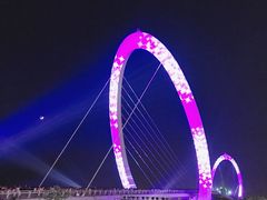 -南京眼步行桥