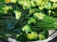 -马路边上·小海鲜烧烤(八一路店)
