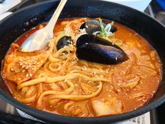 辣海鲜面-古来思鱼饼