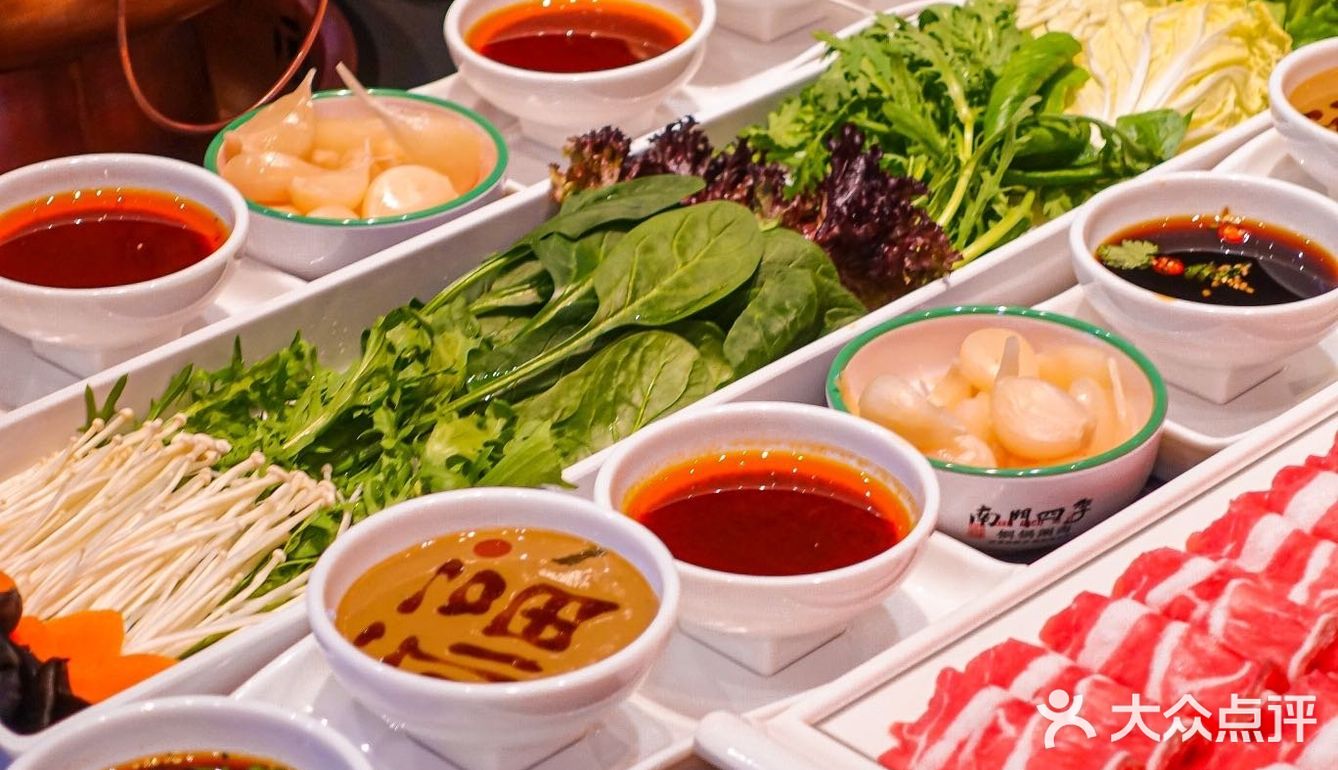 北京铜锅涮肉，室外星空泡泡屋体验！