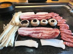 -小黑猪石板烤肉(皇冠花园店)