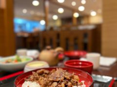 烤肉饭-翔峰炭火鳗鱼(悦泰街里公寓店)