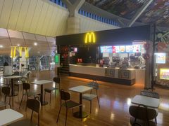 -麦当劳(鄂尔多斯机场店)