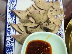 -撒拉人家.酸菜牦牛肉火锅