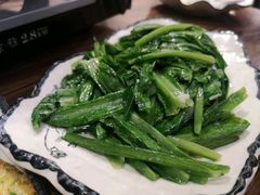 -梁姐啤酒鱼(兴坪古镇店)
