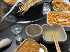 -川麻婆泥锅涮肚·串串火锅(物资学院店)