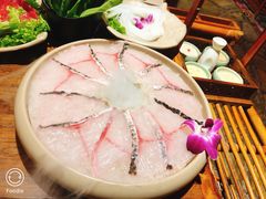 -东巴人鱼豆花火锅(幸福街店)