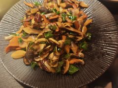 -芸鲜季·云南野生菌餐厅· 云南风物味研社(闵行店)