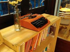 -猫的天空之城概念书店(杭州南宋御街店)