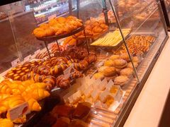 -巴黎贝甜(大宁国际商业广场店)