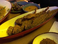 -拾光音乐餐酒吧(告庄星光夜市店)