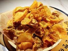 咸蛋黄鱼皮土豆片-七八冷面·朝鲜米酒屋(南京东路悦荟店)