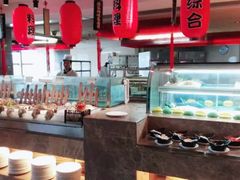 -小天鹅戴斯酒店鲸鲨百汇创作料理