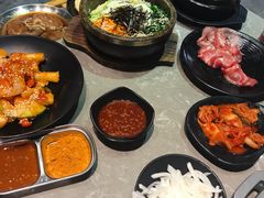 -哈哈碳都·牛肋条无限自助烤肉(台江万达店)
