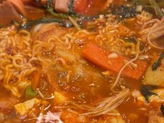 -青瓦餐厅·生鱼片·韩园烤肉(西塔店)