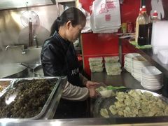 -潘国仙耳光馄饨(黄家阙路店)
