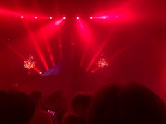 -TT CLUB 酒吧