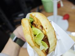 -必胜客(骡马市店)